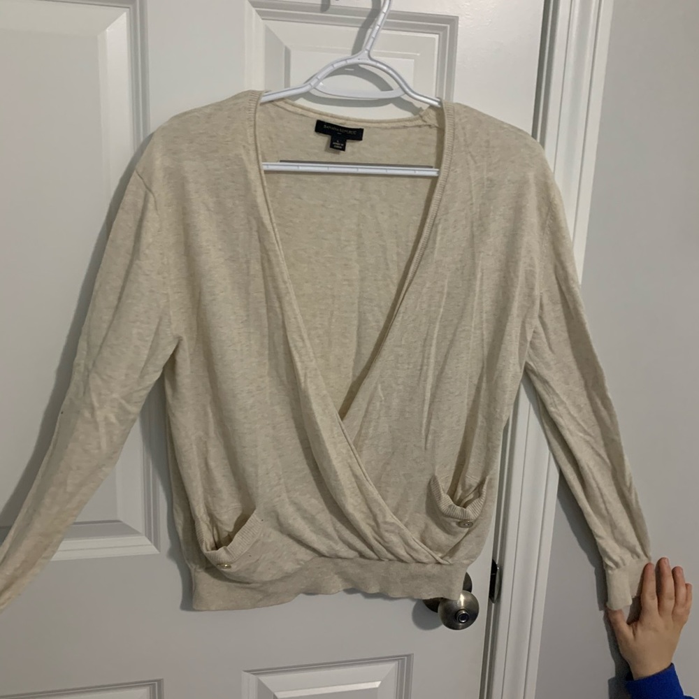 Tan American Eagle sweater